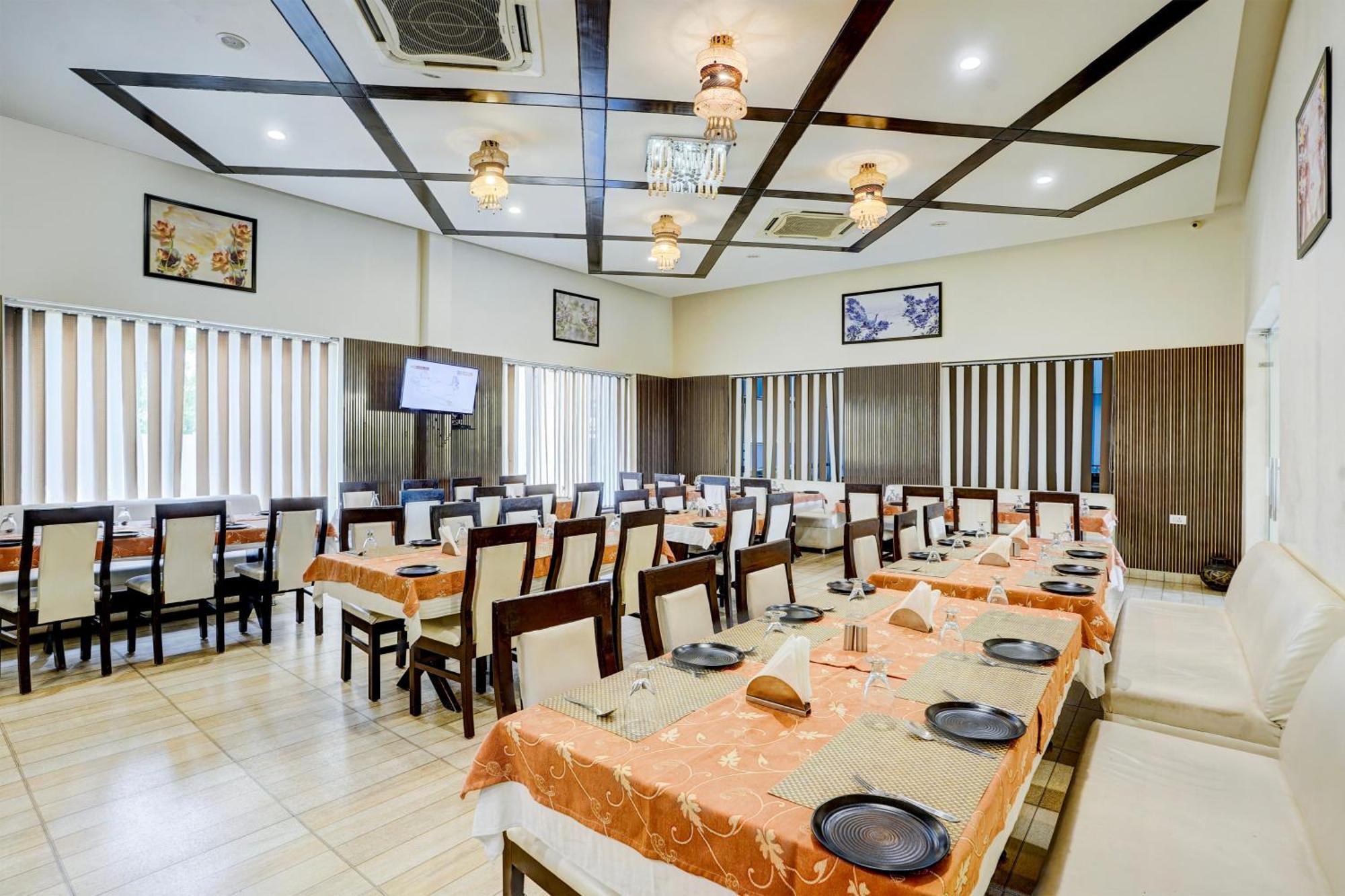 Hotel Amrit Manthan Chittorgarh Eksteriør billede
