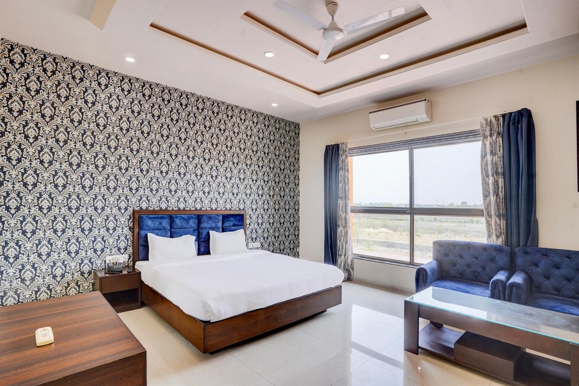 Hotel Amrit Manthan Chittorgarh Eksteriør billede