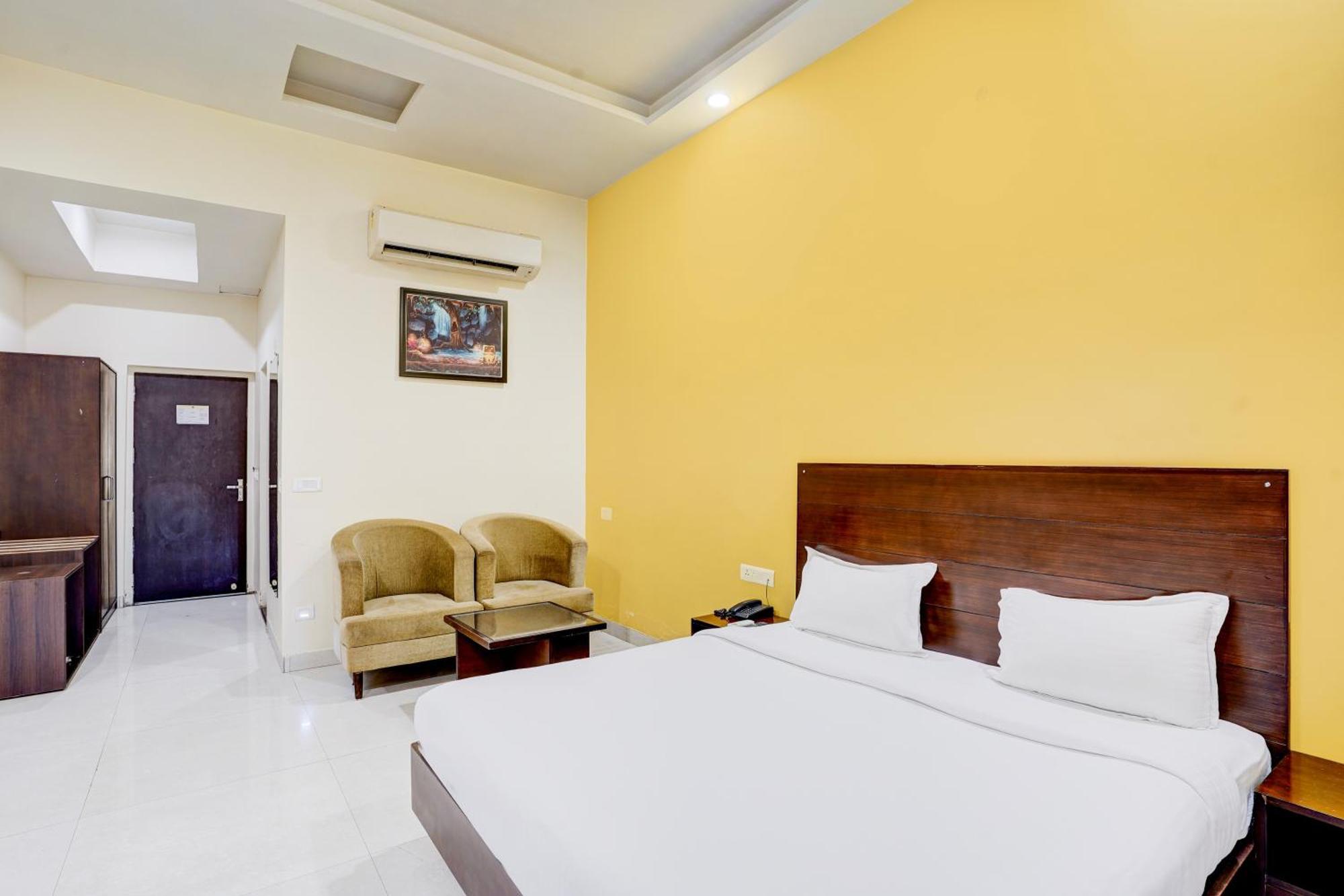 Hotel Amrit Manthan Chittorgarh Eksteriør billede