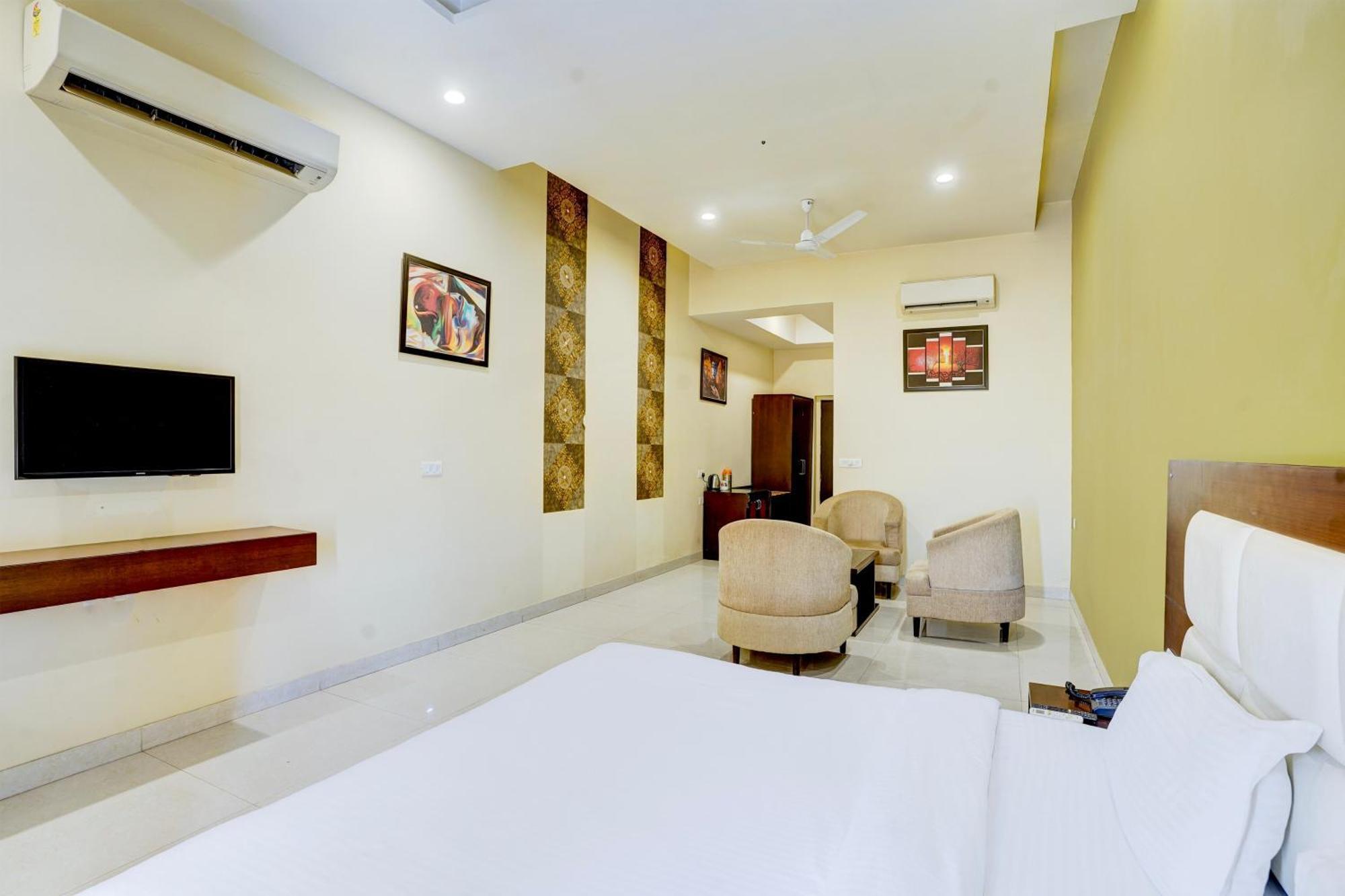 Hotel Amrit Manthan Chittorgarh Eksteriør billede