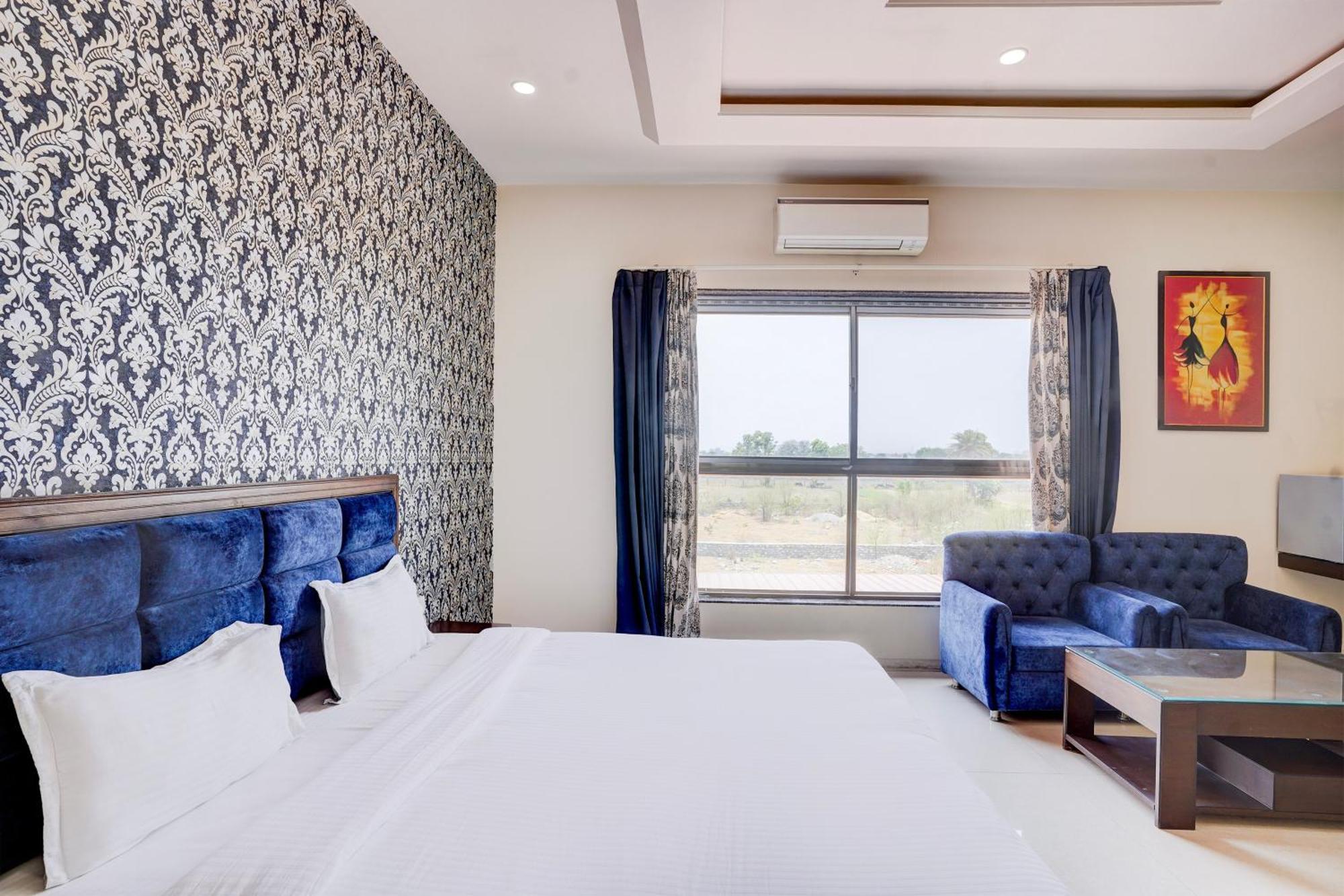 Hotel Amrit Manthan Chittorgarh Eksteriør billede