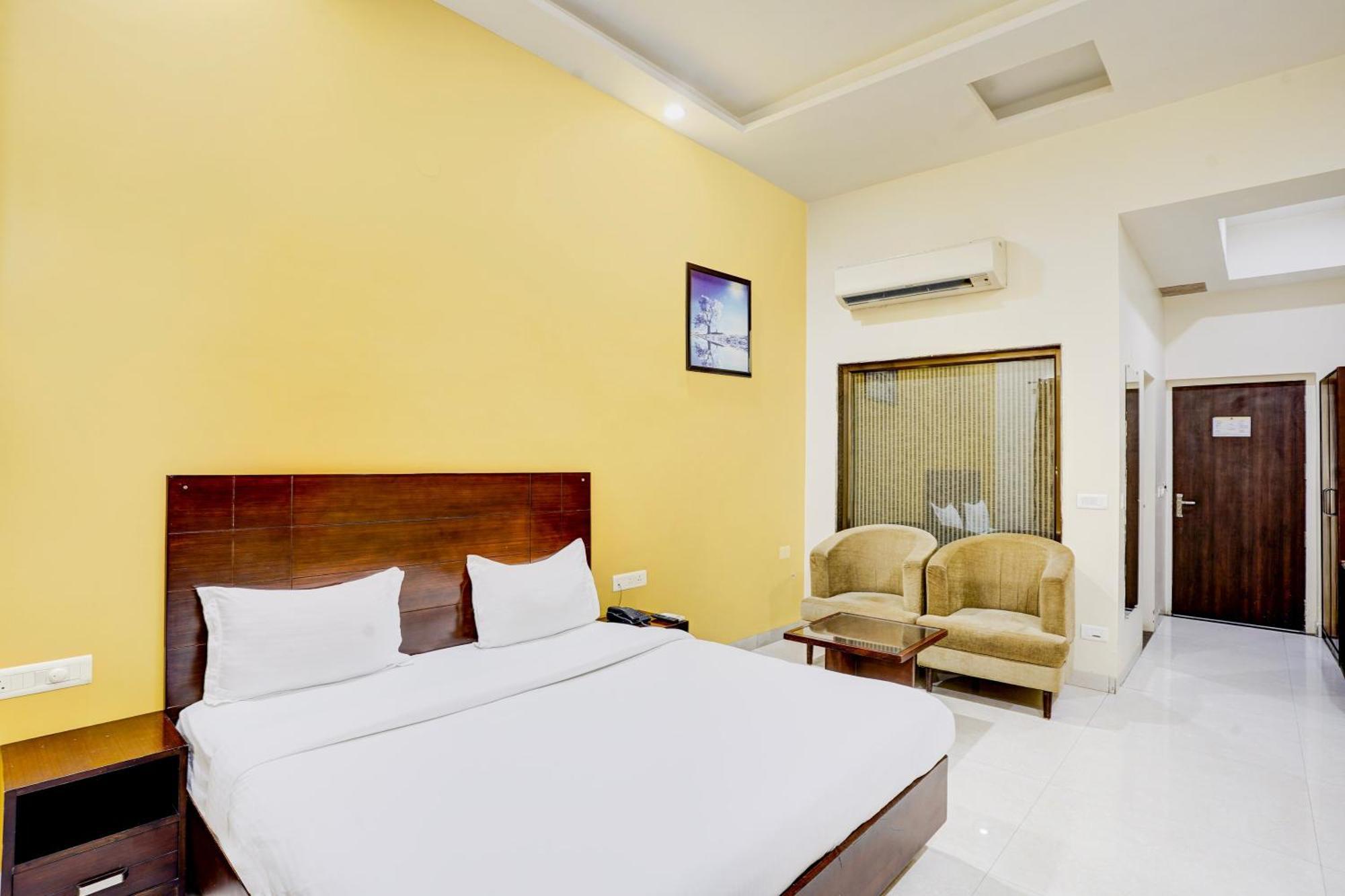 Hotel Amrit Manthan Chittorgarh Eksteriør billede